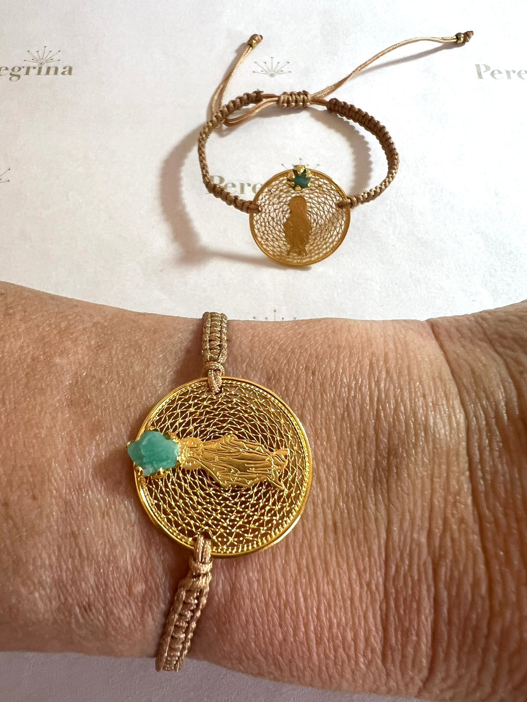 Pulsera Tejida Virgen Milagrosa Filigrana