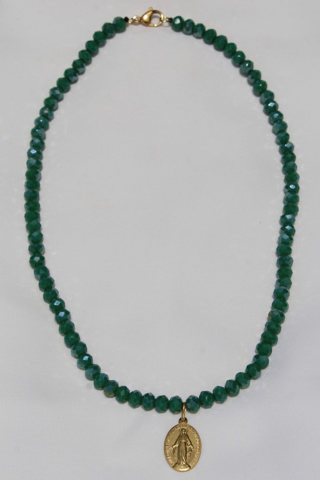 Collar Medalla Virgen Milagrosa Mediana Verde Mate