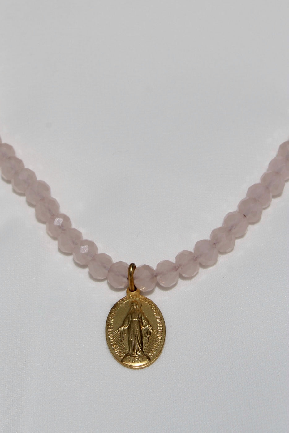 Collar Medalla Virgen Milagrosa Mediana Rosado Hielo
