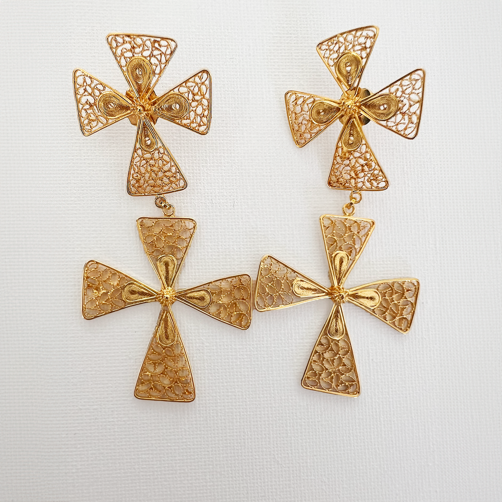 Aretes Cruz Redentora