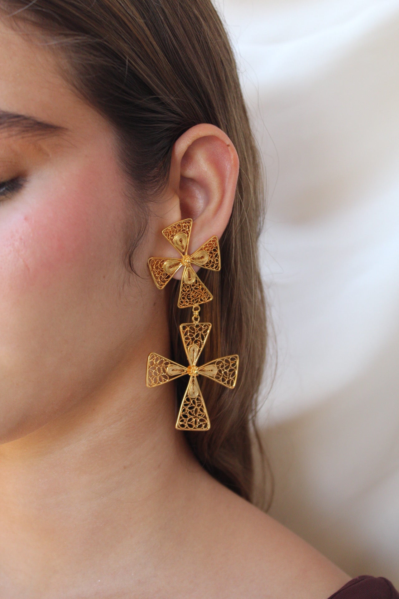 Aretes Cruz Redentora